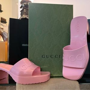 Brand new Gucci rubber sandals